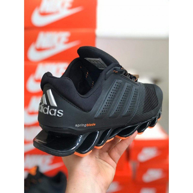 Adidas springblade on sale 4 schoenen